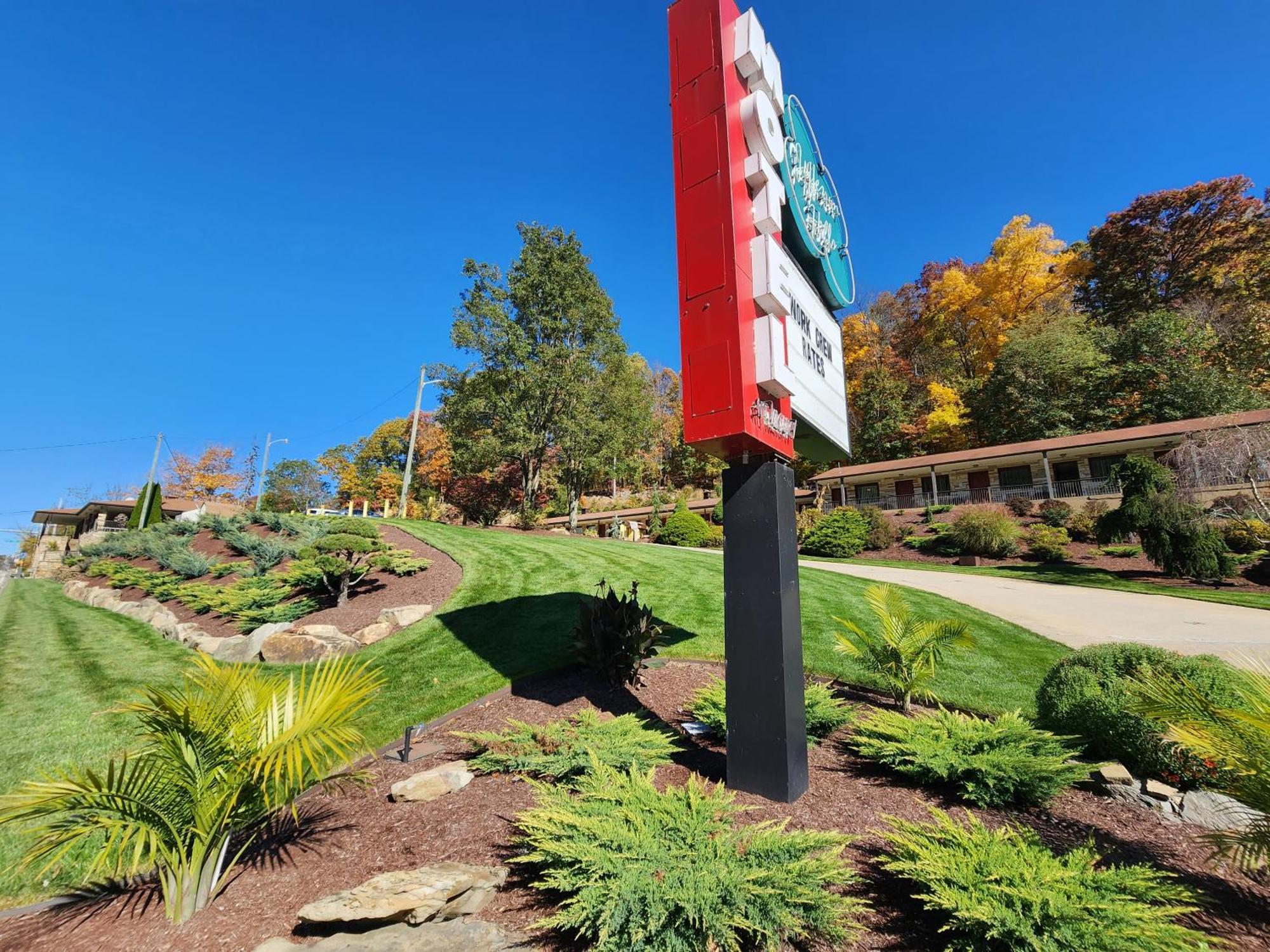 Jefferson Hills Motel Clairton 外观 照片